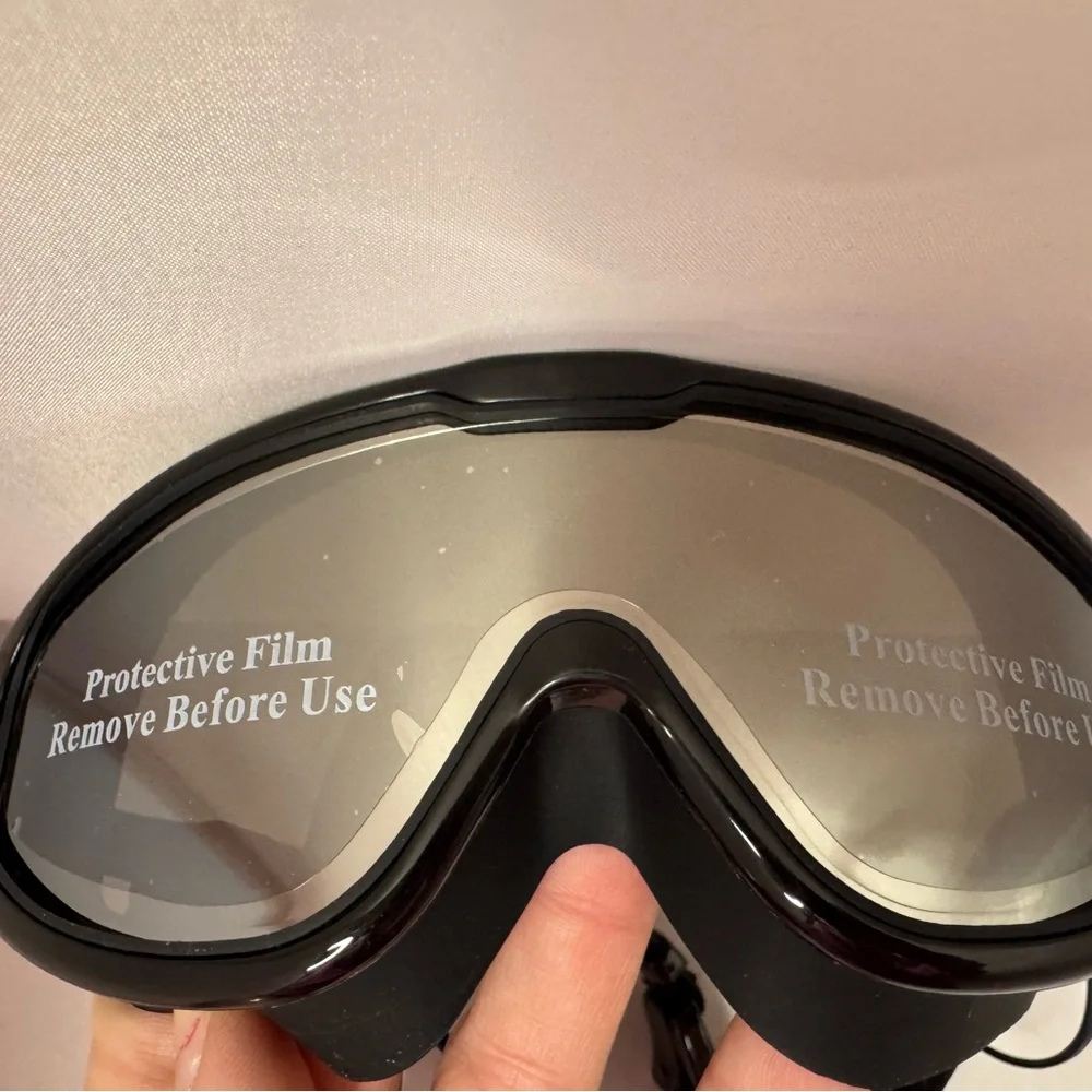 NIB Black with Silver Swimming Goggles